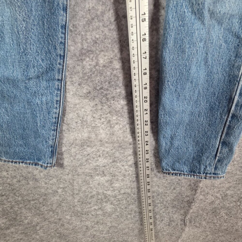 Levi's Women's Denim Jeans Button Fly Wedgie Fit Distressed Blue Size 29 Ankle - Picture 5 of 9